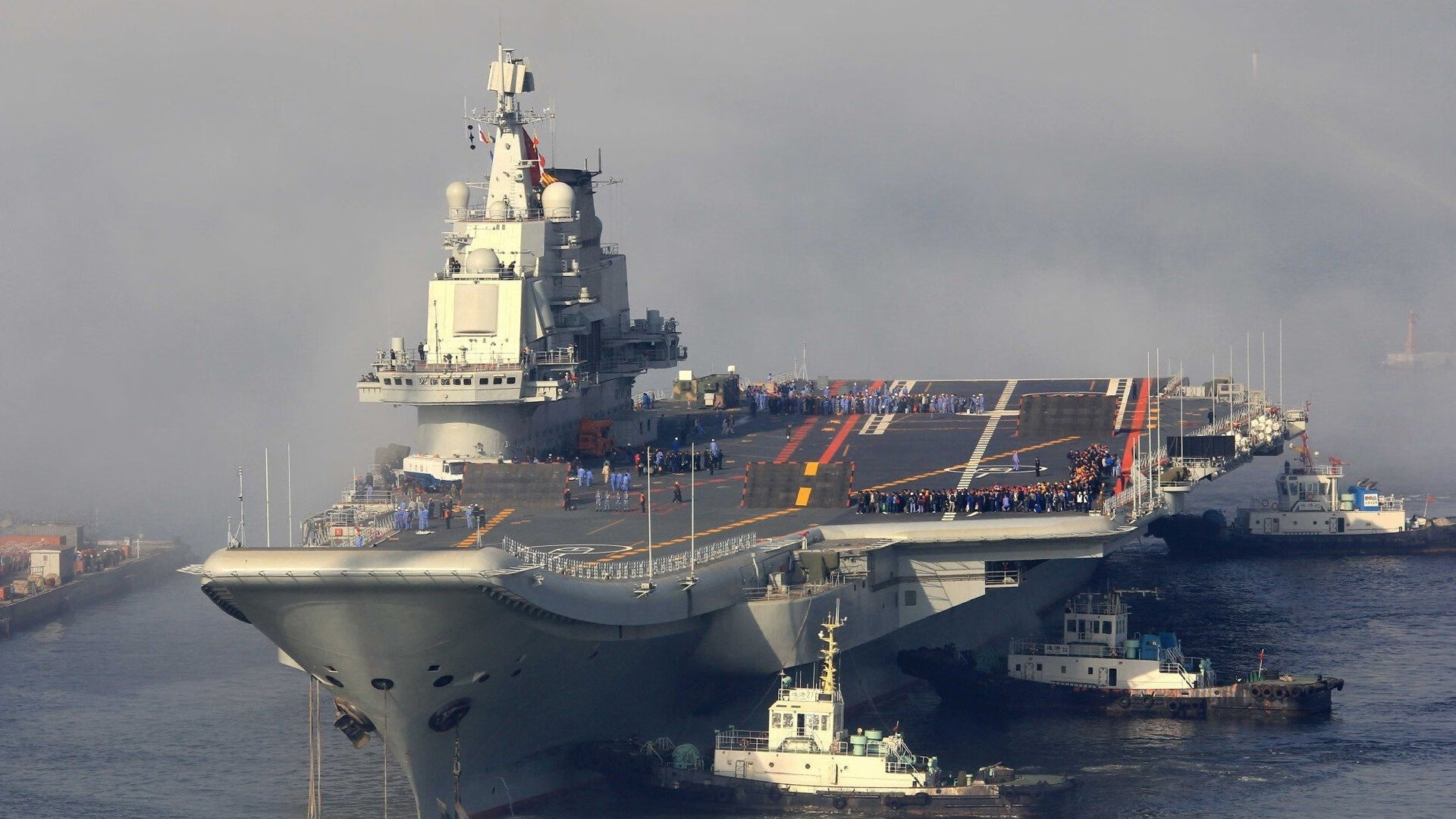 美国队前锋苏亚雷斯在巴黎奥运会上表现出色,苏亚雷斯首秀