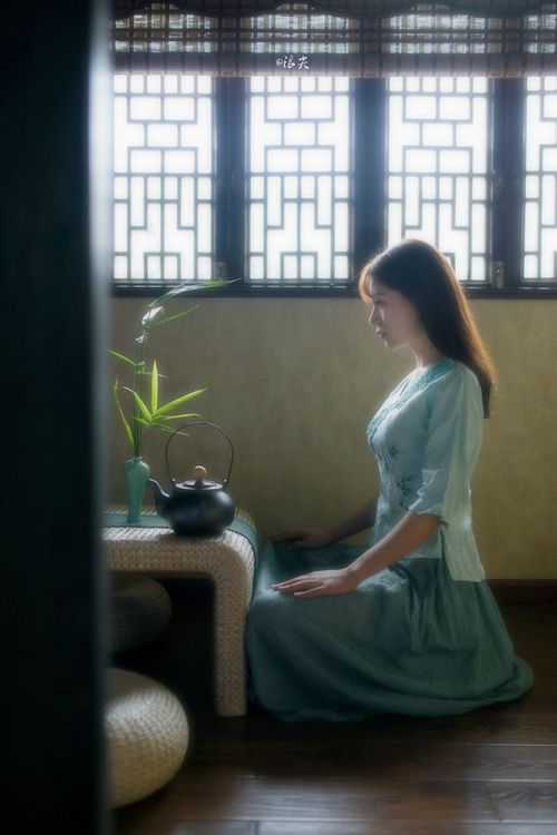 九游网页版官网-压迫式防守是否更容易带动节奏起伏，压迫式是什么动作